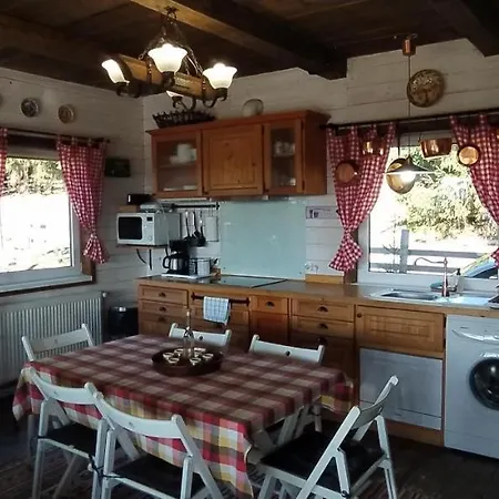 Casuta Schiorului Σπίτι διακοπών Mărişel