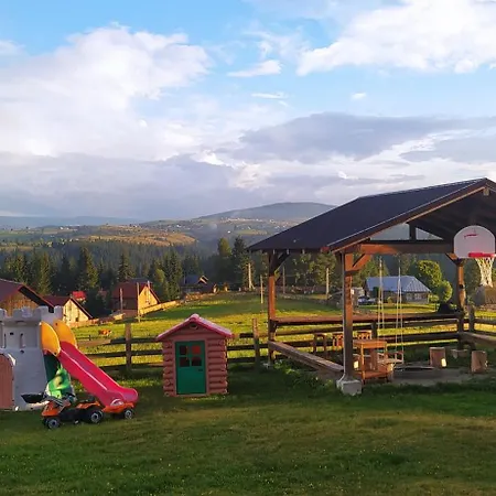 Holiday home Casuta Schiorului Marisel